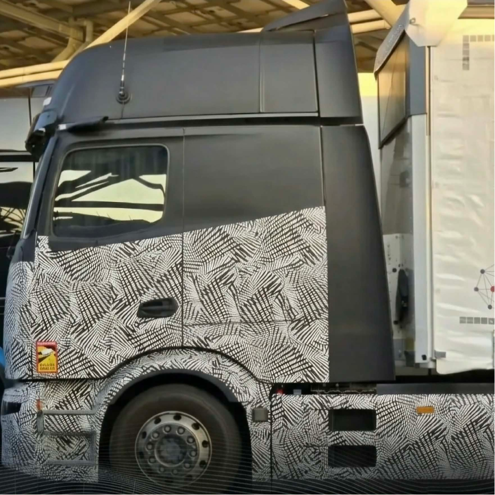Mercedes: Longer ProCabin in test